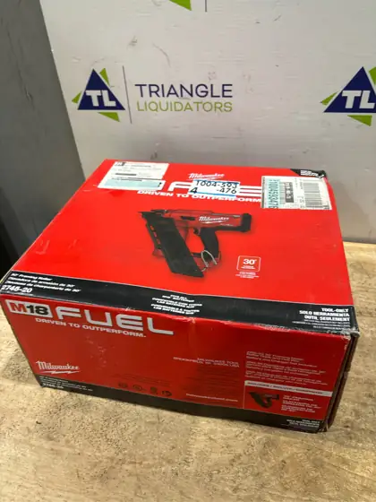 Milwaukee M18 FUEL 18 Volt… — Photo 3