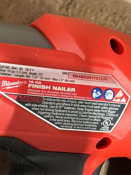 Milwaukee M18 FUEL 16 Ga.… — Photo 5