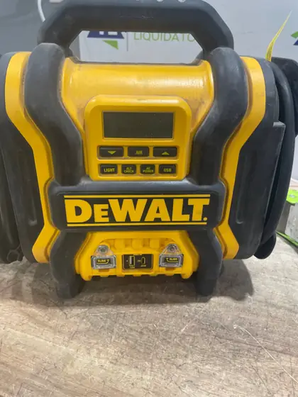 DEWALT DXAEPS14 2000 Peak Amp… — Photo 4