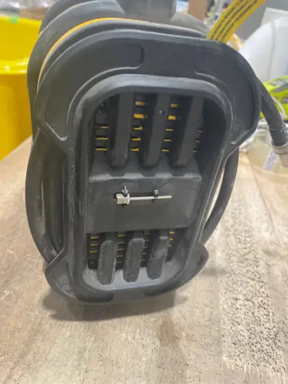 DEWALT DXAEPS14 2000 Peak Amp… — Photo 6