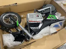 Razor Dirt Rocket MX350 -… — Photo 4