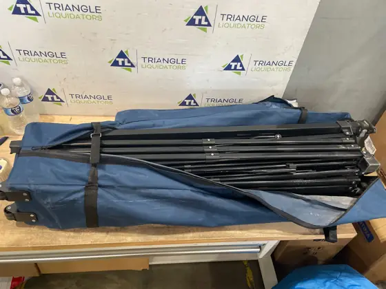 EZ Up Instant Canopy — Photo 2