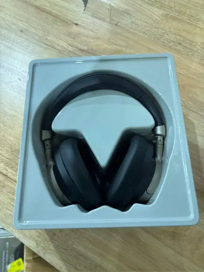 Heyday Active Noise Cancelling Over-Ear… — Photo 3