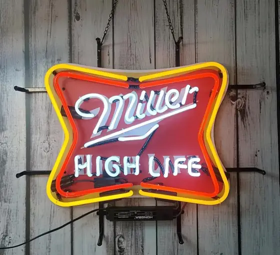 Miller High Life Neon Sign… — Photo 1