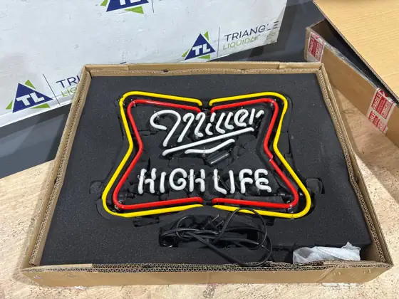 Miller High Life Neon Sign… — Photo 3