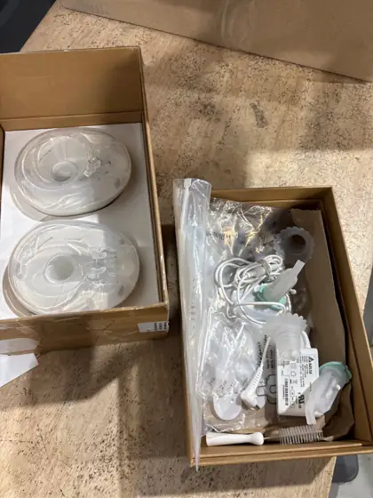 Willow Go Wearable Breast Pump,… — Photo 3