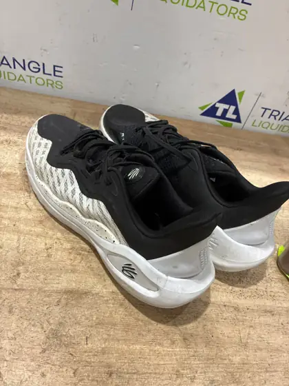 Under Armour Adult Curry 11… — Photo 3