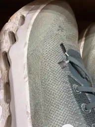 On Men's Cloudtilt Shoes — Photo 5