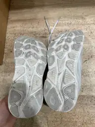 HOKA Women's Clifton 10 Shoes — Photo 5
