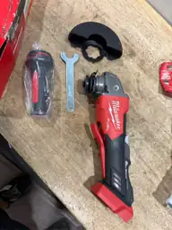 Milwaukee M18 FUEL Cordless 4-1/2… — Photo 4