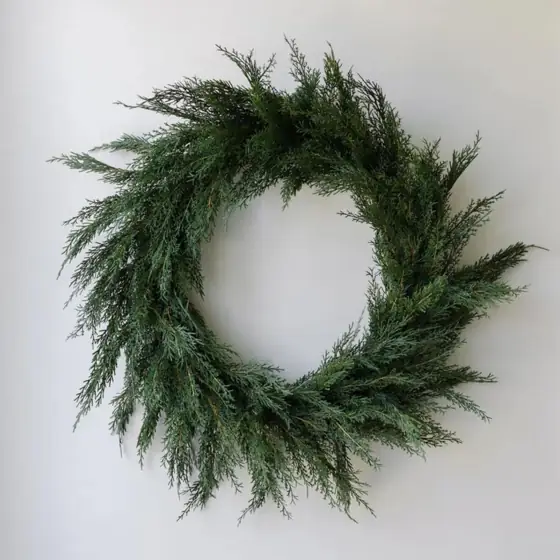 CG Hunter Cedar Christmas Wreath,… — Photo 1
