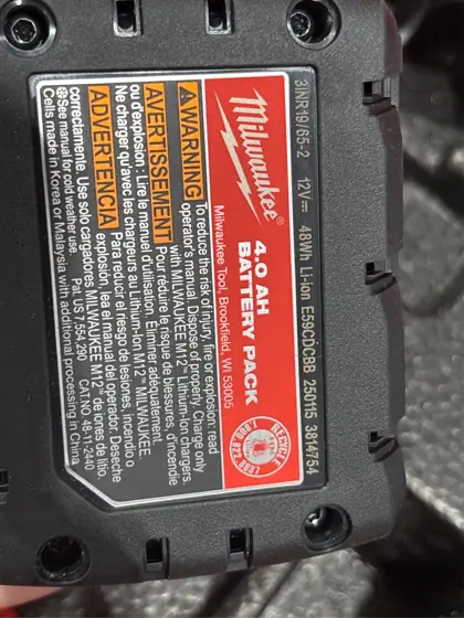 Milwaukee M12 3 beam Self… — Photo 6