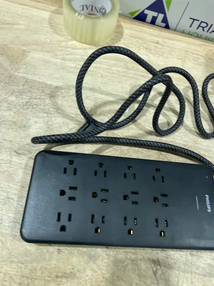 Philips Surge Protector Power Strip,… — Photo 4
