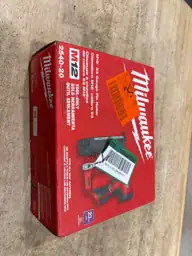 Milwaukee M12 23 Ga. Finishing… — Photo 3