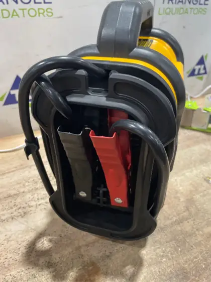 DEWALT Portable Power 2000 Peak… — Photo 4