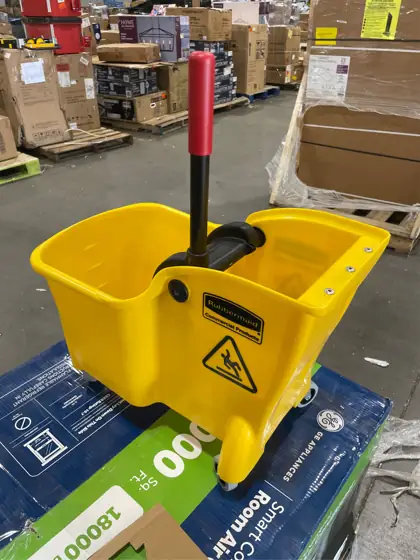 31 Qt. Tandem Mop Bucket — Photo 4