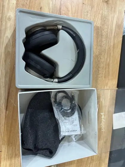 Heyday Active Noise Cancelling Over-Ear… — Photo 3