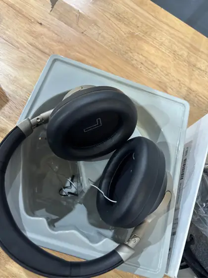 Heyday Active Noise Cancelling Over-Ear… — Photo 4