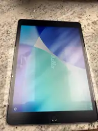 iPad 10.2-inch, 64GB, Wi-Fi (9th… — Photo 3