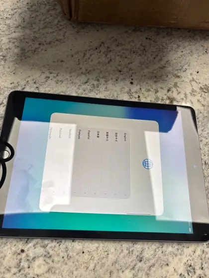 iPad 10.2-inch, 64GB, Wi-Fi (9th… — Photo 2