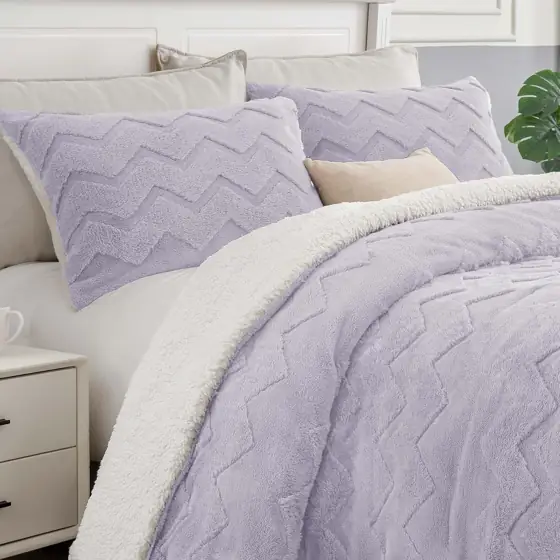 BEDELITE Fluffy Sherpa King Comforter… — Photo 1