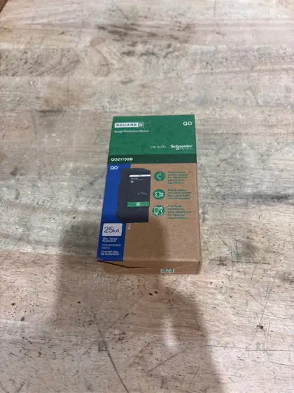 Square D SurgeBreaker 25-kA Indoor… — Photo 3