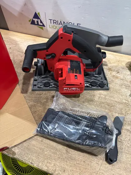 Milwaukee M18 FUEL 6-1/2 in.… — Photo 4