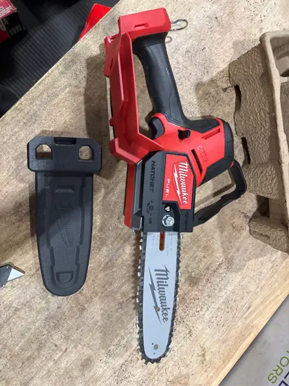 Milwaukee M18 FUEL 3004-20 Hatchet… — Photo 4