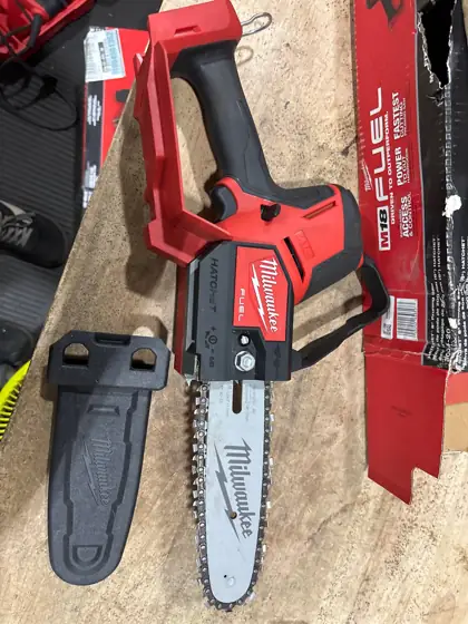 Milwaukee M18 FUEL 3004-20 Hatchet… — Photo 4