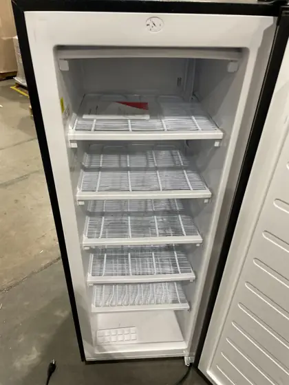 Frigidaire 6.5 Cu. ft. Garage-Ready… — Photo 6