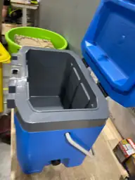 Igloo 25 QT Overland Ice… — Photo 4