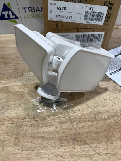 Westinghouse 2000 Lumen Solar Triple… — Photo 6