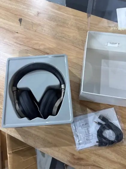 Heyday Active Noise Cancelling Over-Ear… — Photo 3