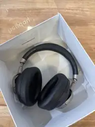 Heyday Active Noise Cancelling Over-Ear… — Photo 3
