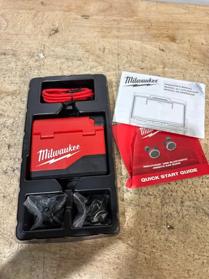 Milwaukee Redlithium Bluetooth Ear Plugs/Ear… — Photo 3