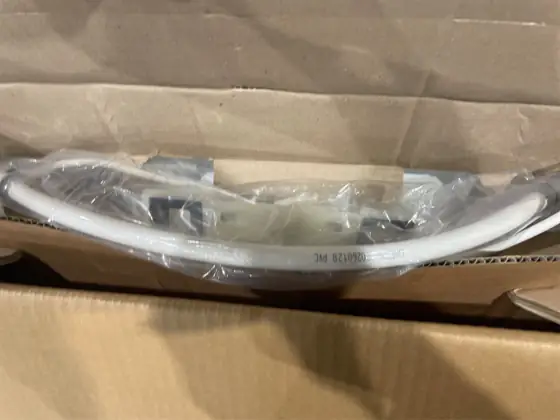 Brondell Swash SE400 Bidet Seat… — Photo 5