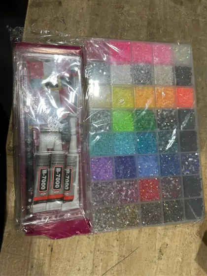 Bedazzling Kit 3mm Rhinestones, 40… — Photo 3