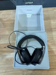 Heyday Active Noise Cancelling Over-Ear… — Photo 3