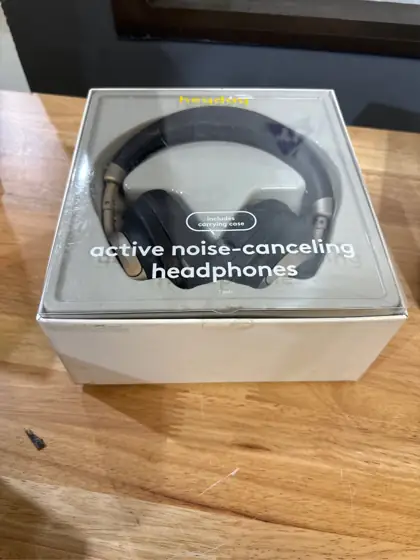 Heyday Active Noise Cancelling Over-Ear… — Photo 2