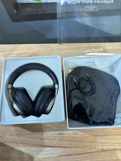 Heyday Active Noise Cancelling Over-Ear… — Photo 4