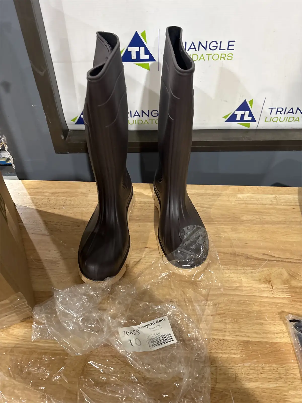 Barnyard boots brown/tan — Photo 1