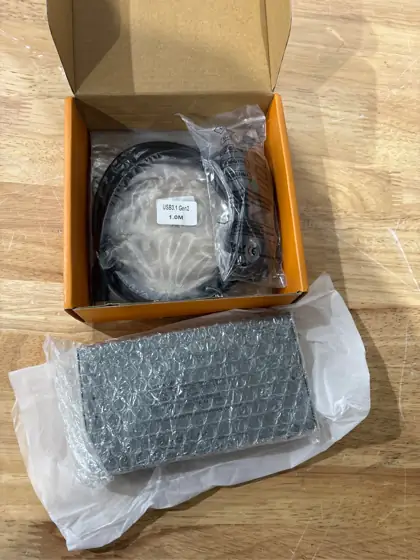 USB-C KVM Switch 4K@60Hz, Dual… — Photo 4