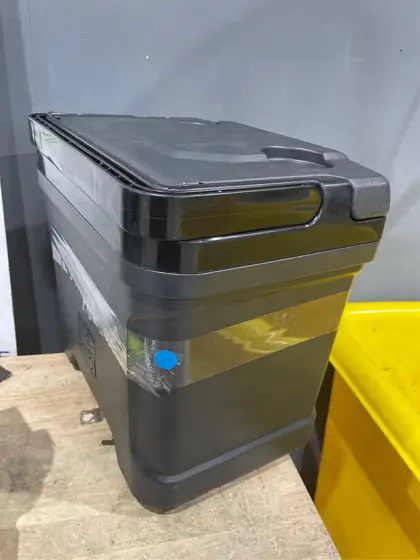 Igloos Cooler: Hard-Sided Ice Chest,… — Photo 6