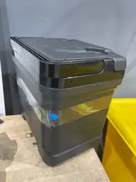Igloos Cooler: Hard-Sided Ice Chest,… — Photo 6