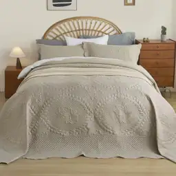 EVENHUG Oversized California King Quilt… — Photo 2