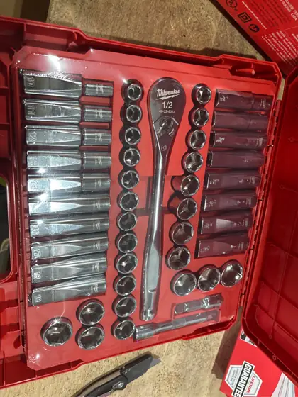 Milwaukee 47-Piece SAE and Metric… — Photo 4