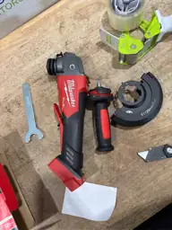 Milwaukee M18 FUEL Cordless 4-1/2… — Photo 4