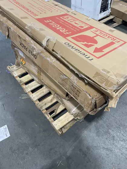 Amazon miscellaneous — Photo 1