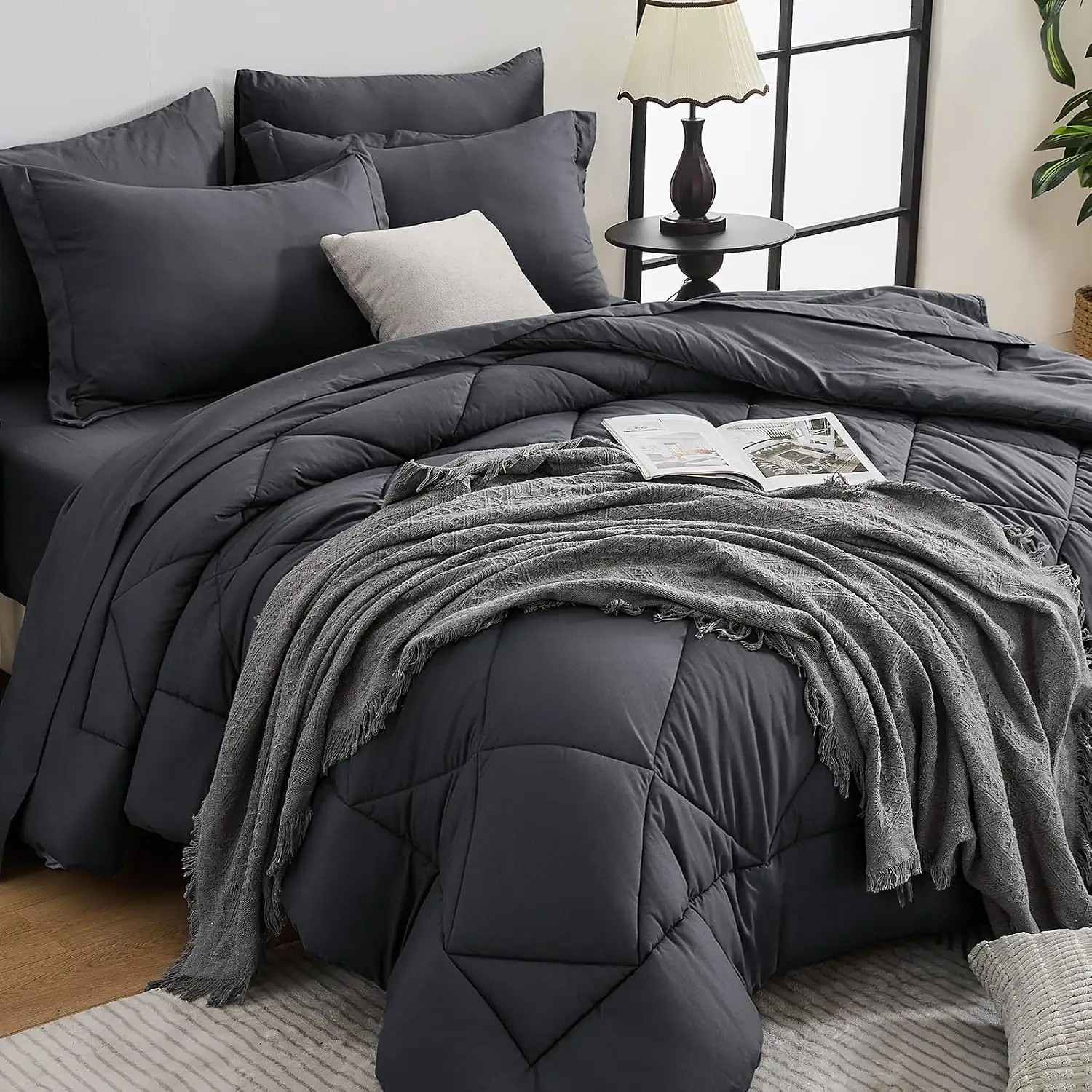 HEVUMYI 7-Piece King Comforter Set,… — Photo 1