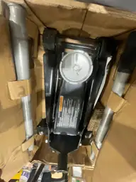 3-Ton Floor Garage Car Jack — Photo 4